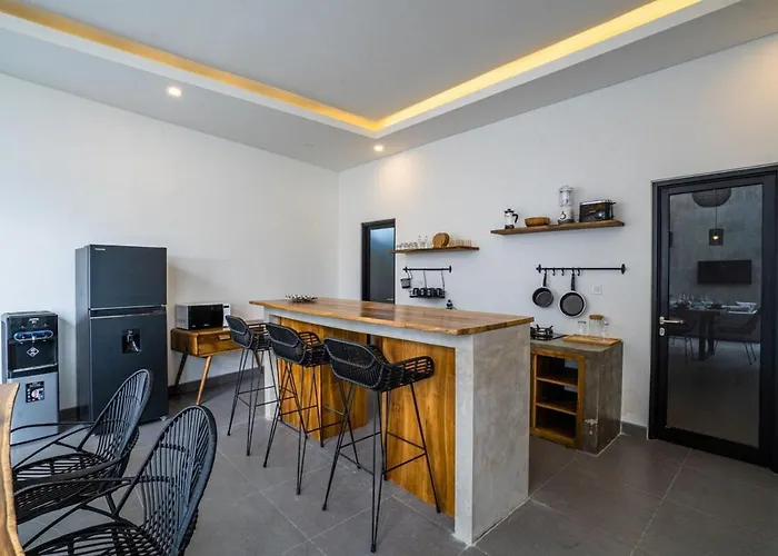 Night Light 3br Pool With Rooftop By Bali Bliss Ferienhaus